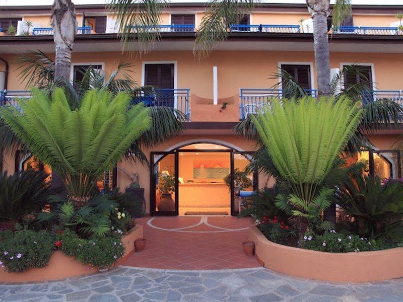 Hotel Grotticelle Capo Vaticano Ngoại thất bức ảnh