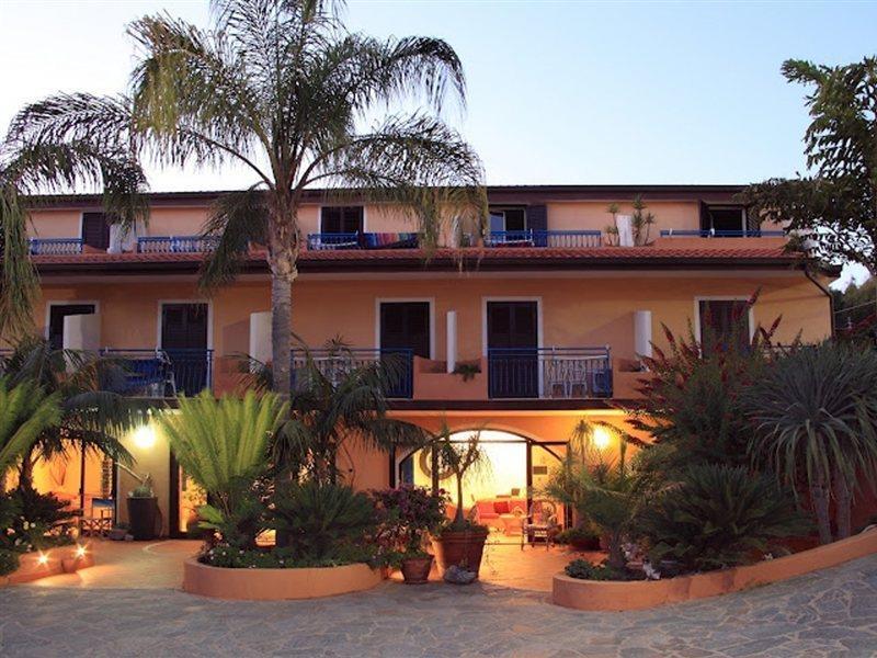 Hotel Grotticelle Capo Vaticano Ngoại thất bức ảnh
