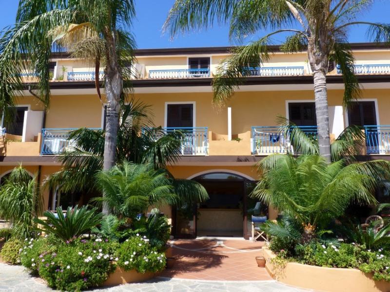 Hotel Grotticelle Capo Vaticano Ngoại thất bức ảnh